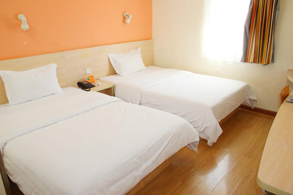 7Days Inn Guangzhou Jiaokou Subway Station 2Nd Δωμάτιο φωτογραφία
