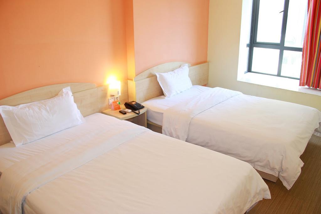 7Days Inn Guangzhou Jiaokou Subway Station 2Nd Δωμάτιο φωτογραφία