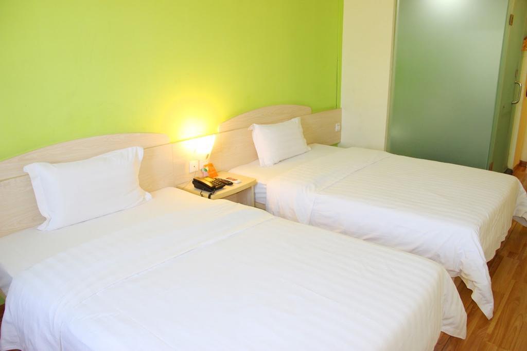 7Days Inn Guangzhou Jiaokou Subway Station 2Nd Δωμάτιο φωτογραφία