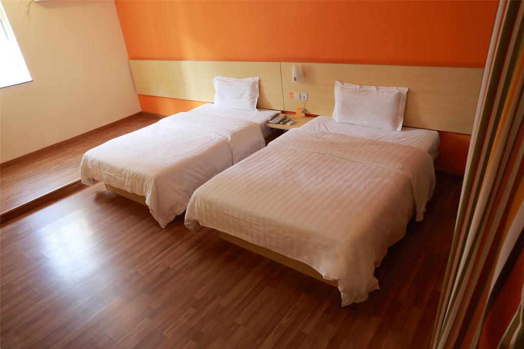 7Days Inn Guangzhou Jiaokou Subway Station 2Nd Δωμάτιο φωτογραφία